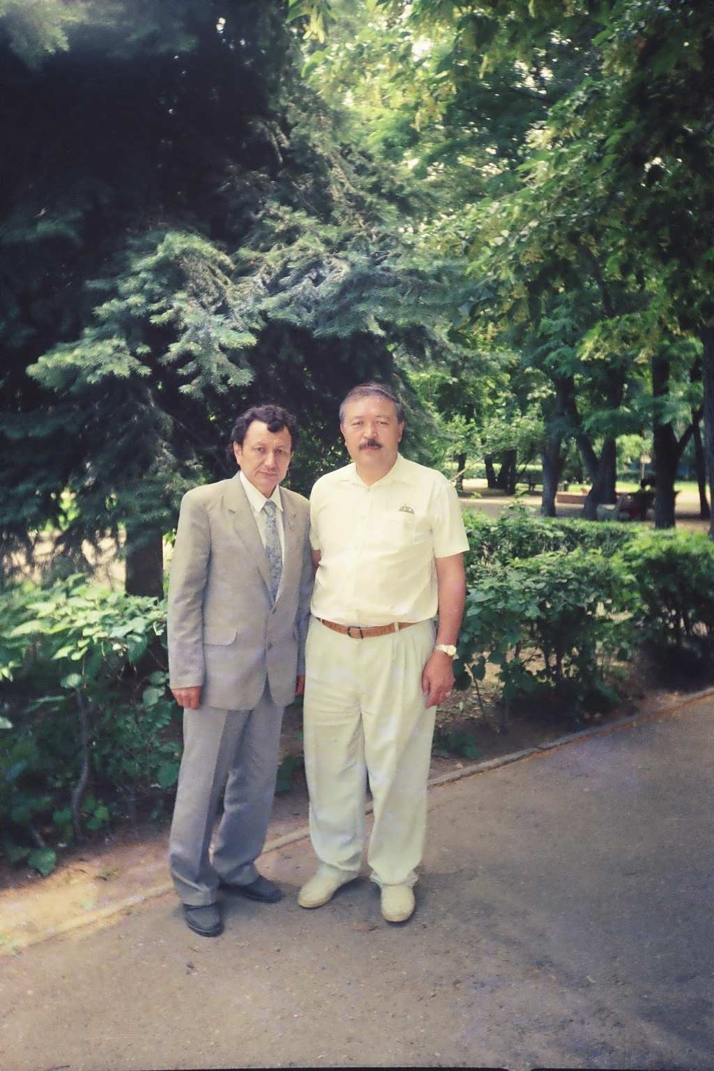 ЖЕКЕ ТҰЛҒАЛАРМЕН ЖҮЗДЕСУЛЕР